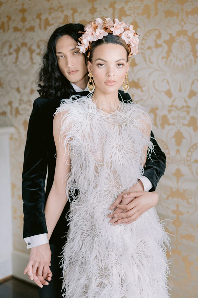 Luxury English country manor house wedding inspiration for a modern, classy black tie wedding
