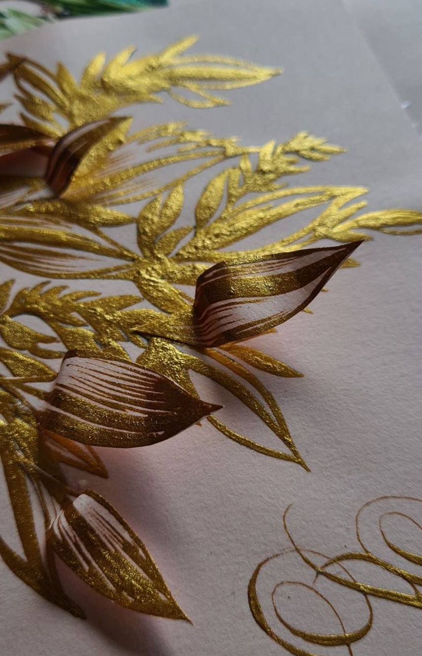 Luxury renaissance style, gold 3D leaves for luxury custom wedding invitations - 1